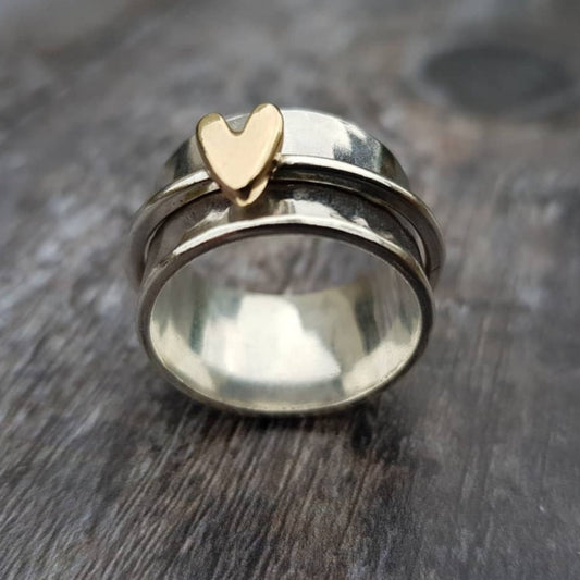Silberner Ring mit Vintage Goldenem Herz